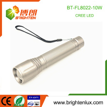 Venta al por mayor de fábrica 3 luces de modo de aleación de aluminio 3C tamaño de la batería de largo alcance 10w xml u2 Cree Zooming potente llevó luz de la antorcha